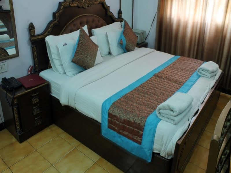Hotel Maurya Heritage New Delhi Buitenkant foto